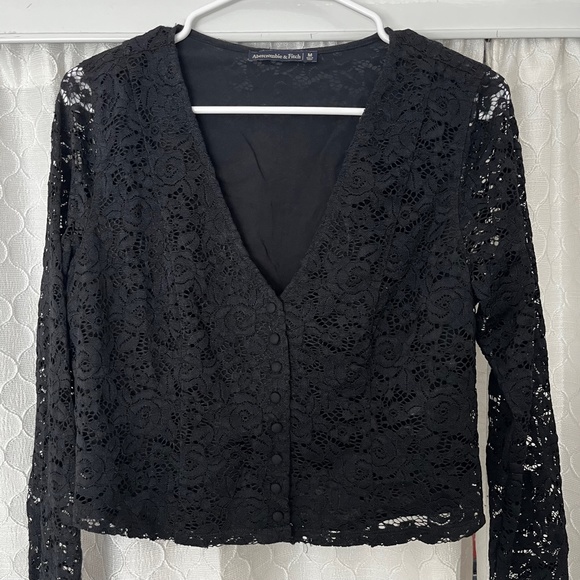 Abercrombie & Fitch Black Lace Crop Top/Size Medium - Picture 3 of 9